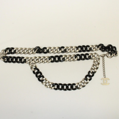 Chanel Black and Silver Chain Belt