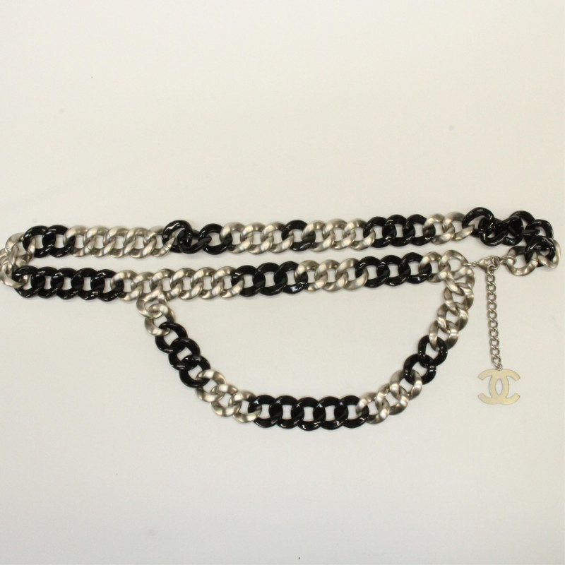 Chanel Black and Silver Chain Belt