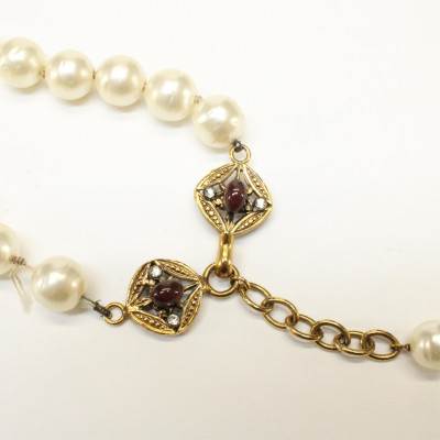 Vintage Chanel Pearl Choker