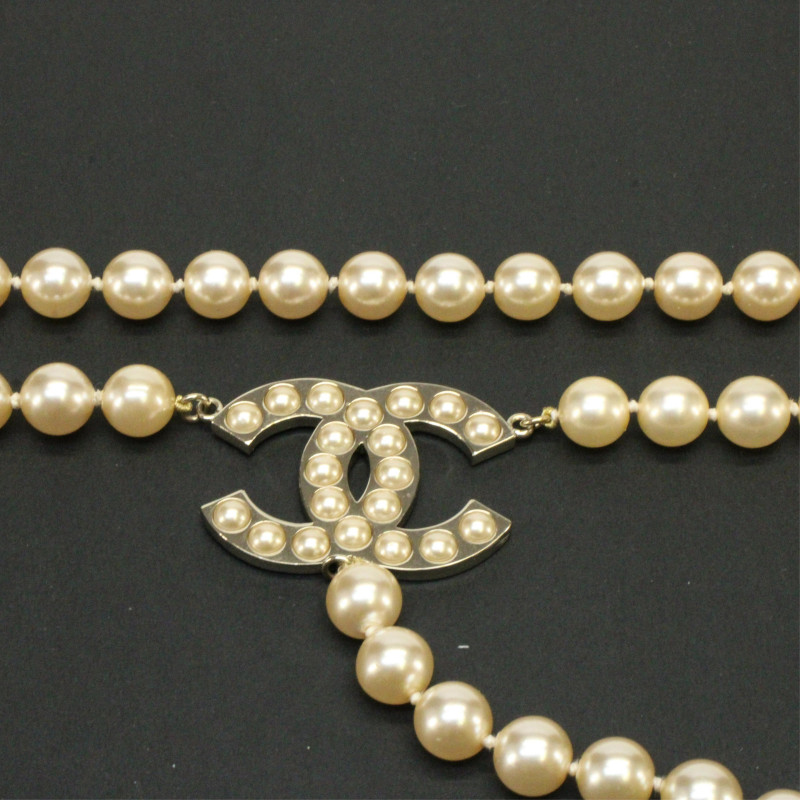 Chanel Pearl Belt