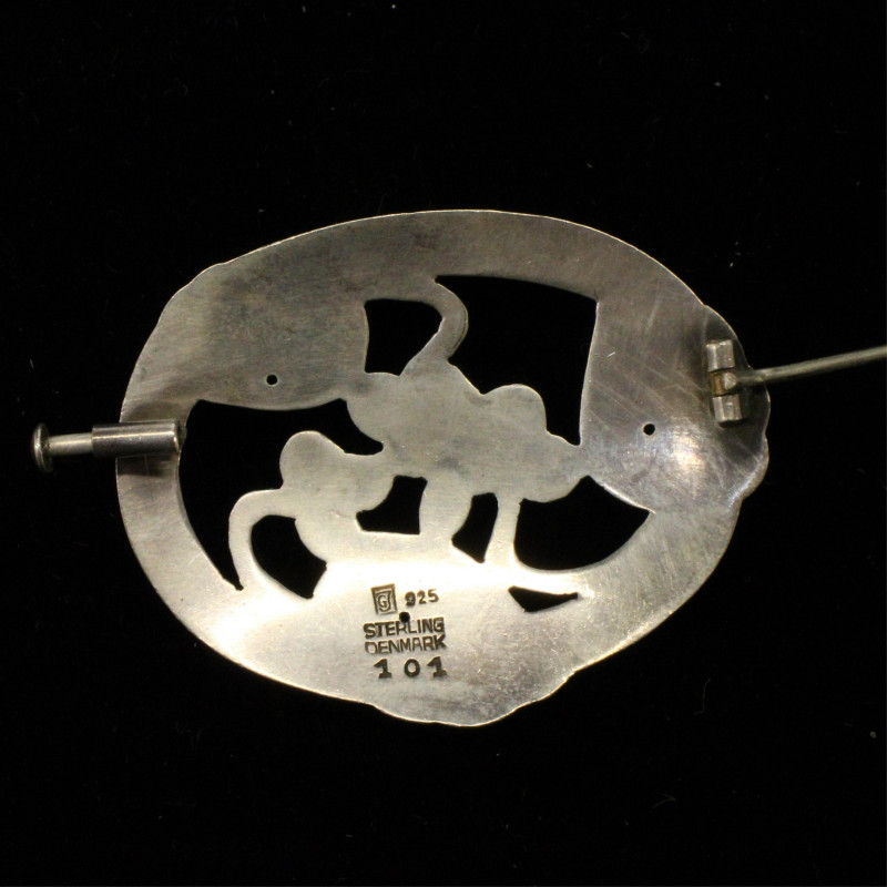 Georg Jensen Grape Vine Brooch 101 c 193344