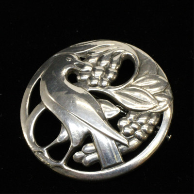 Georg Jensen Bird Eating Berries 53 c 193344