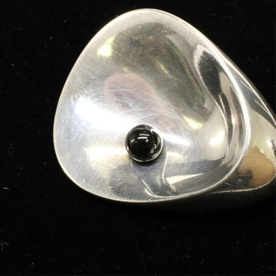 Georg Jensen Onyx Brooch 328 Ditzel