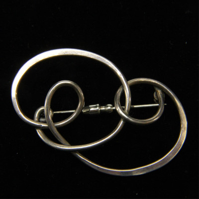 Henry Steig Modernist Swirl Brooch