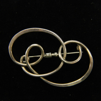 Henry Steig Modernist Swirl Brooch