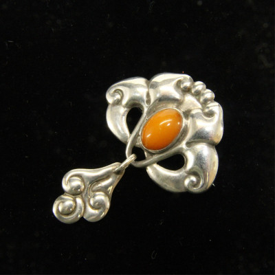 Grann and Laglye Amber Skonvirke Art Nouveau Pin