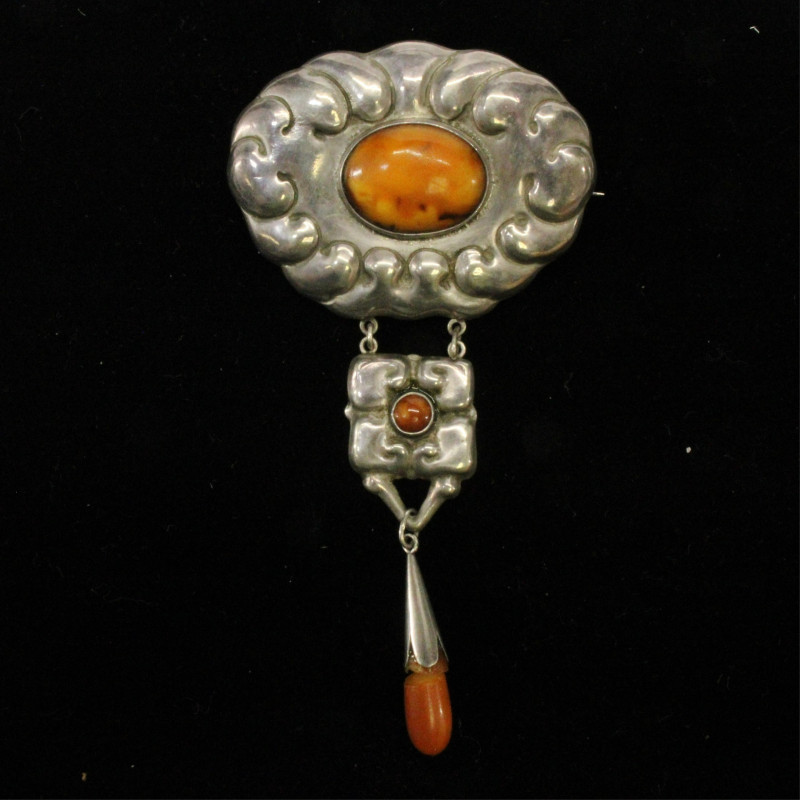 Grann and Laglye Amber Skonvirke Art Nouveau Pin