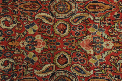 Sarouk Rug, mid 20th C.