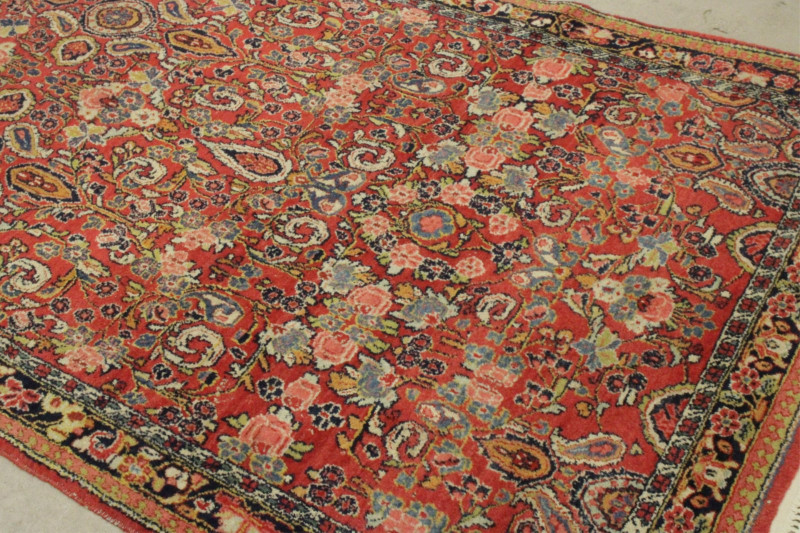 Sarouk Rug, mid 20th C.