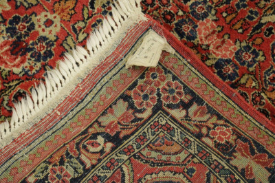 Sarouk Rug, mid 20th C.
