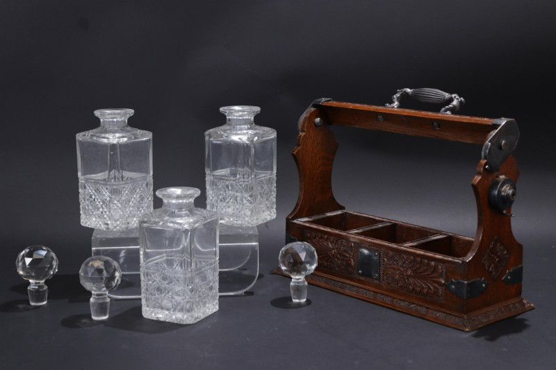 Victorian Silverplate Mounted Oak Tantalus, 19 C.