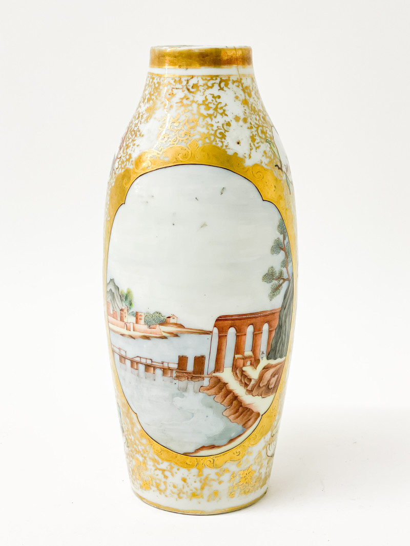 Chinese Export Porcelain Vase