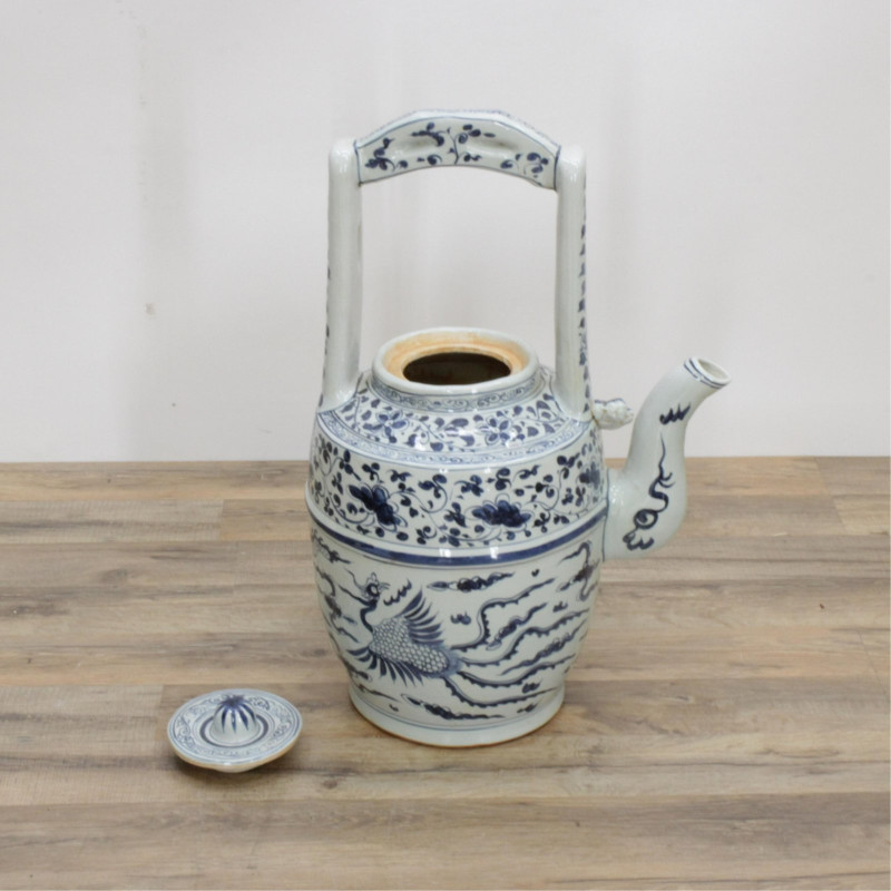 Large Chinese Blue And White Lidded Teapot
