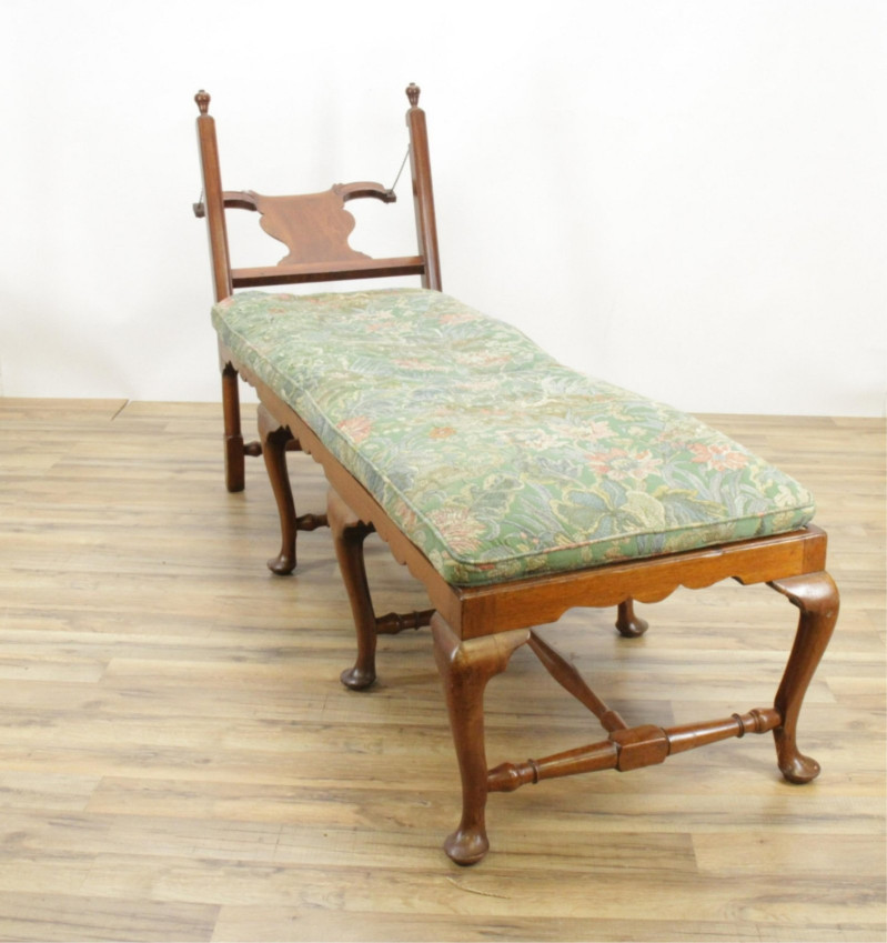 Queen Anne American Walnut Daybed