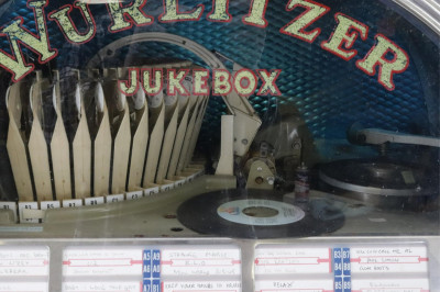 Wurlitzer Jukebox Model 61050