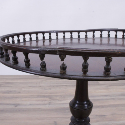 George II Mahogany Wine Table- Oak Pie Stand