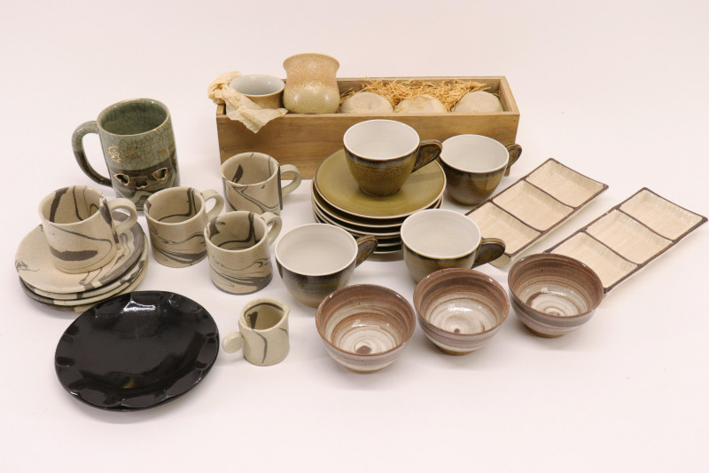 Contemporary Asian Stoneware and Ceramics
