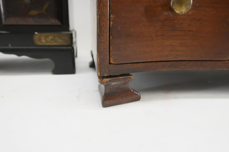 Japanese Lacquer Jewelry Cabinet &amp; Shaving Stand