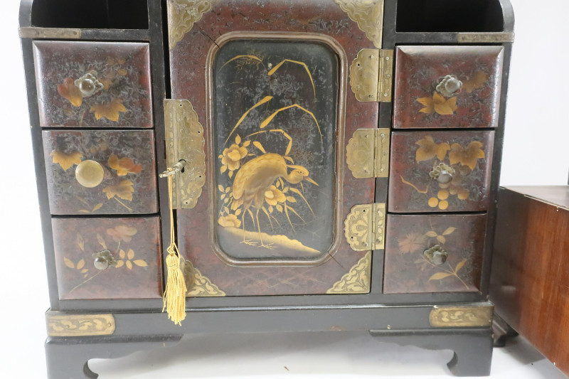 Japanese Lacquer Jewelry Cabinet &amp; Shaving Stand