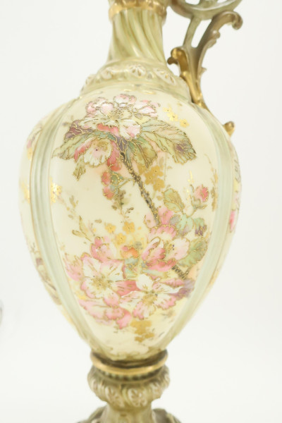 2 Porcelain Lamps