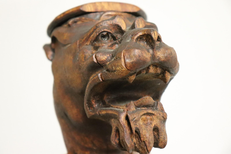 Figural &amp; Decorative Carved Wood Panels, Objects