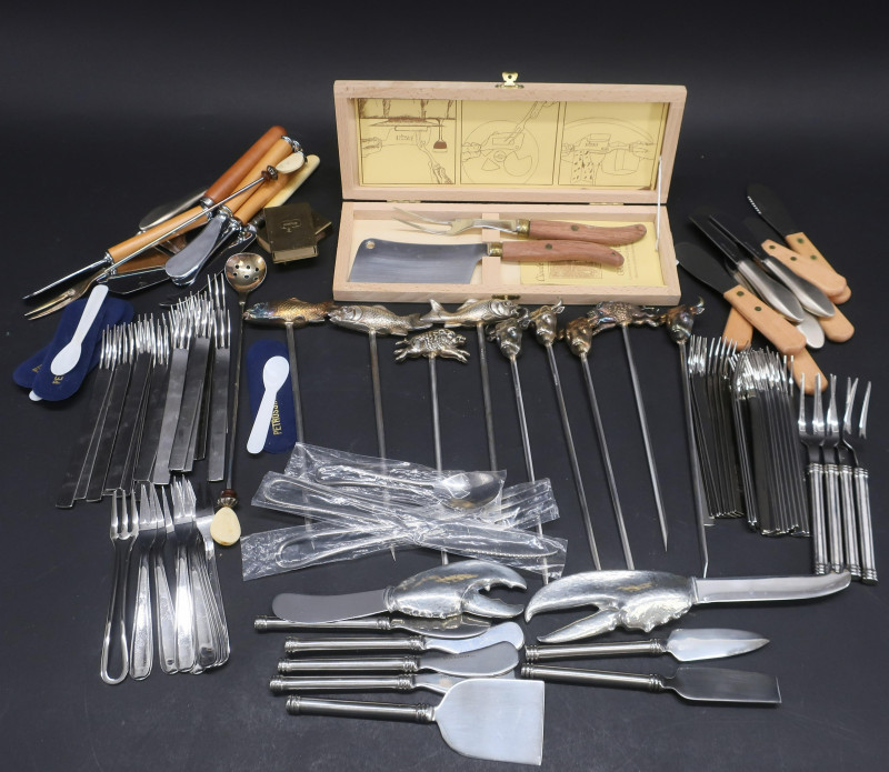 Group of specialty flatware &amp; serving pcs