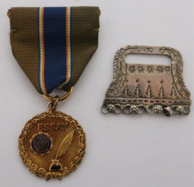 2 Medals, 10k Gold &amp; Silver