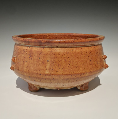 Warren MacKenzie - Shallow dish with three feet