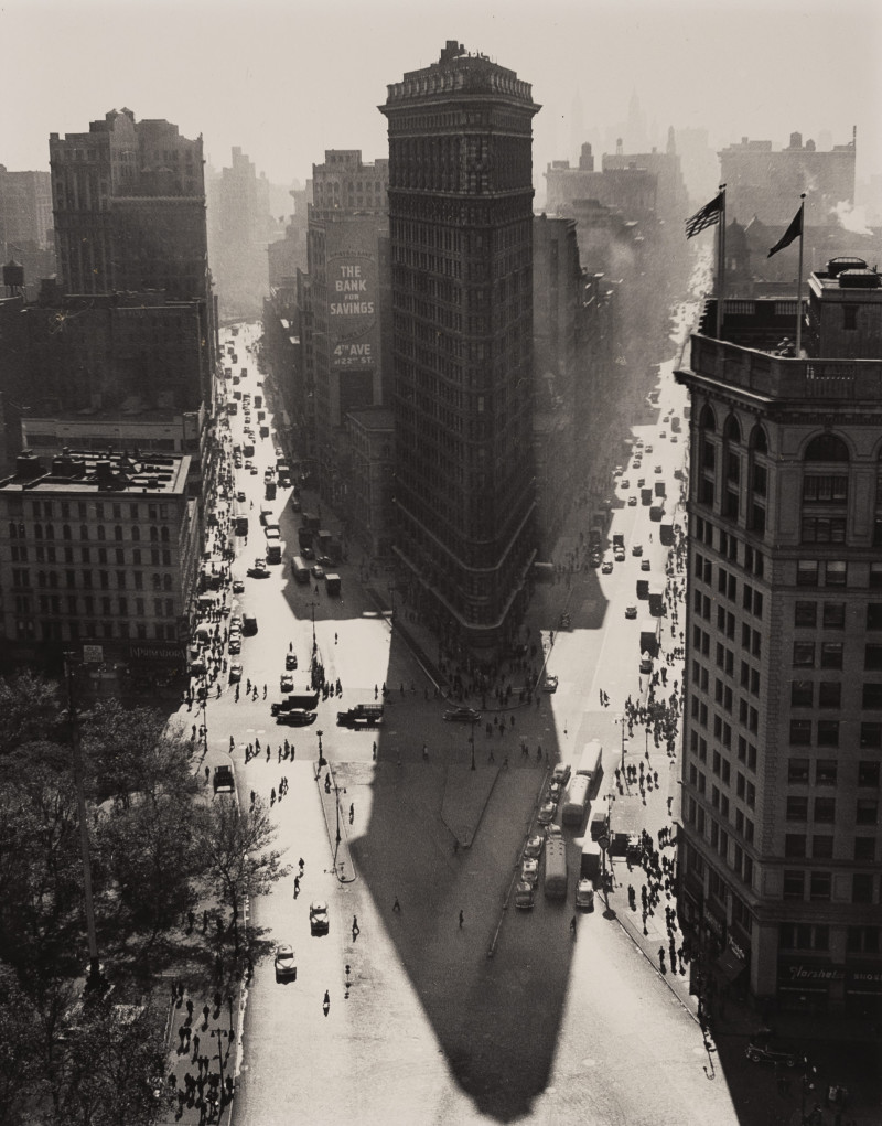Rudy Burckhardt - Flatiron in Summer