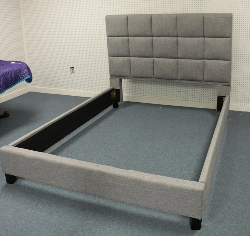Upholstered Queen Size Bed