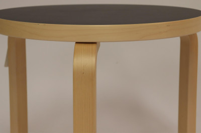 Alvar AALTO Artek Table