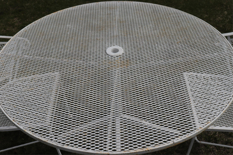 Painted Metal Patio Table and 4 chairs
