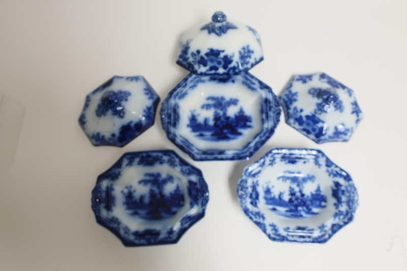 3 Flow Blue &apos;Scinde&apos; Transferware Casserole Dishes