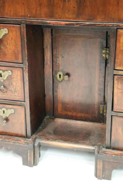 George II Oak &amp; Walnut Kneehole Desk