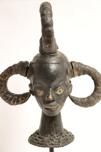 Ejagham &quot;Ekai&quot; Black Goat Skin Crest Mask on Stand
