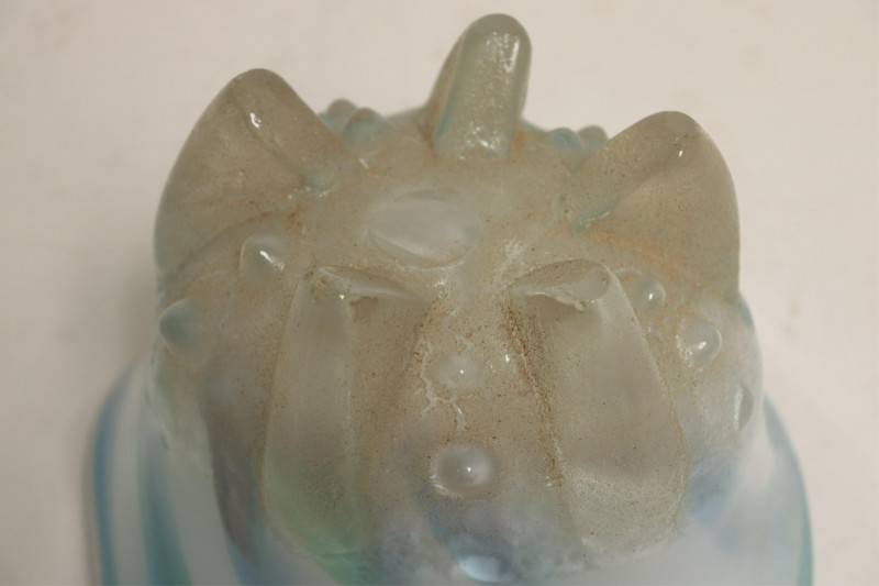 Owen Pach Art Glass Bowl, Scavo design, circa 1980