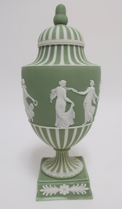 Wedgwood Green Dip Jasper Dancing Hours Vase