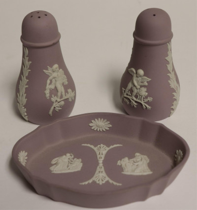 11 Wedgwood Lavender Jasperware