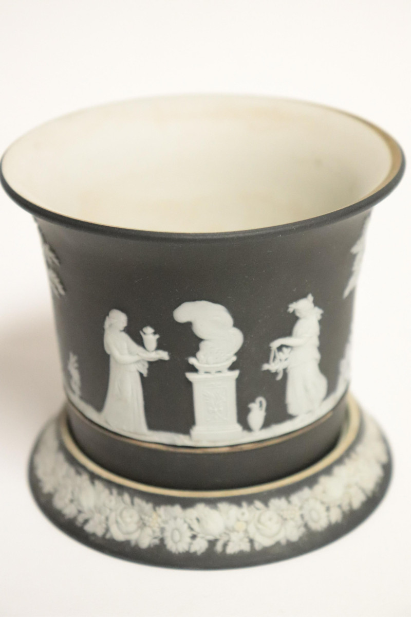 10 Wedgwood Black Jasper Dip Vases/Containers
