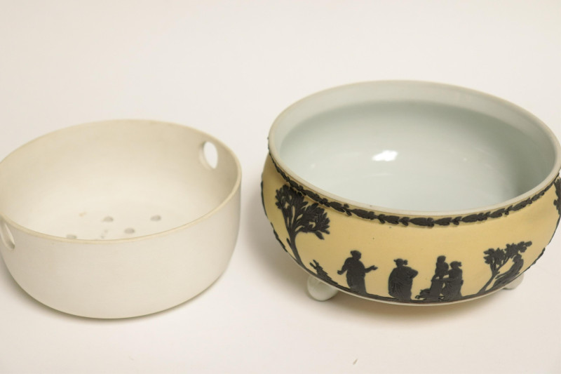 3 Wedgwood Yellow Jasper Dip Vessels