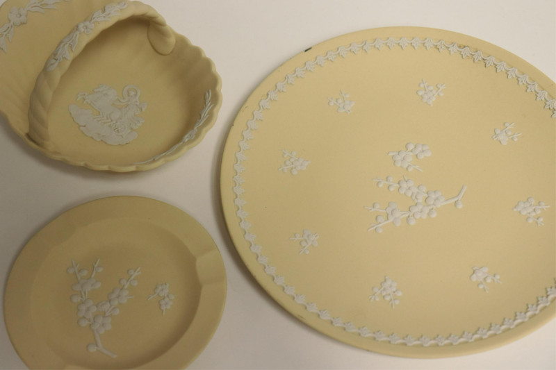 11 Wedgwood Yellow Jasperware