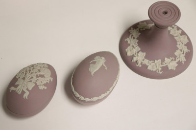 13 Wedgwood Lavender Jasperware Pieces