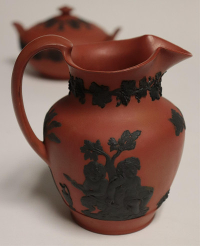 3 Wedgwood Rosso Antico Containers