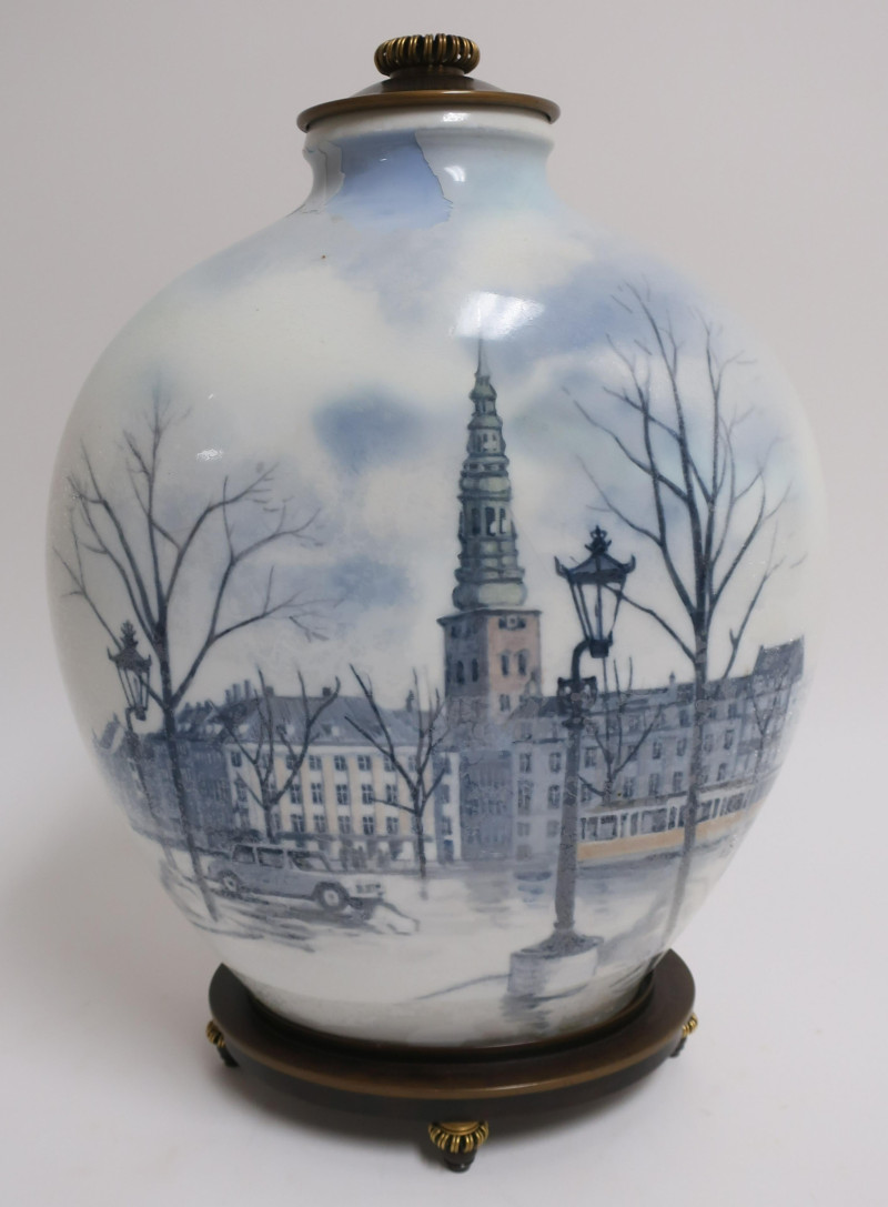 Large Harald Henriksen Royal Copenhagen Vase