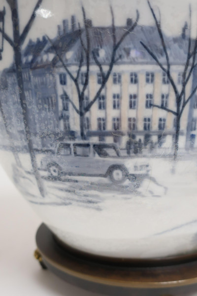 Large Harald Henriksen Royal Copenhagen Vase